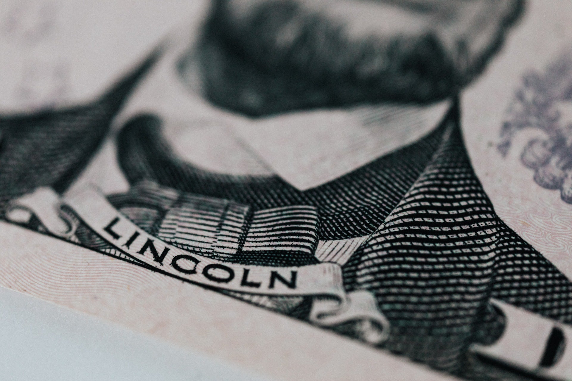Cremation Costs Breakdown: All You Need to Know - Blog Article by Pulvis Art Urns