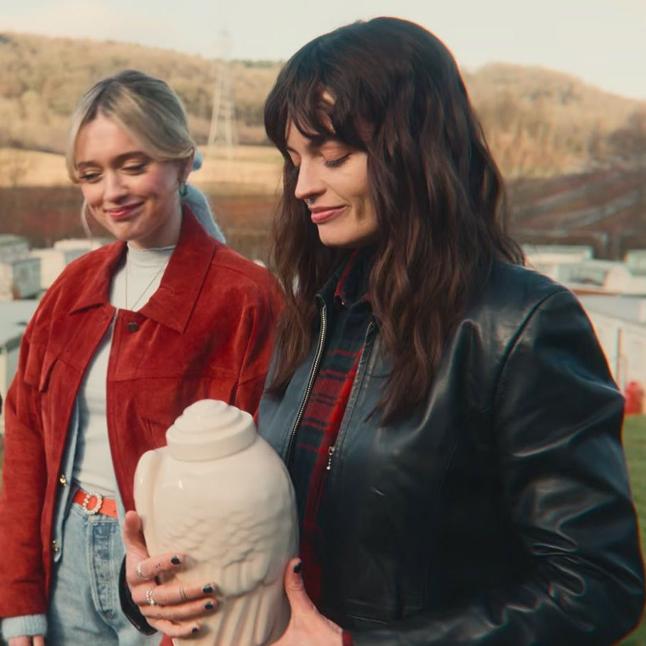 Pulvis Art Urns - Wings Urn - Sex Education Series. Netflix - Pulvis Urn
