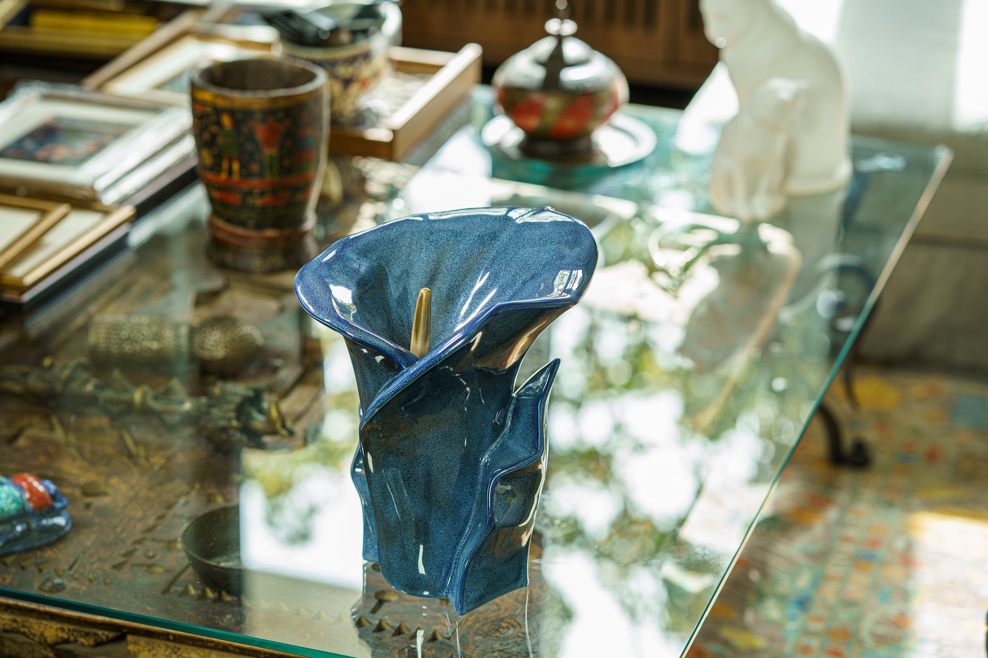 Calla Flower Memorial Urn for Ashes - Medium Urn | Blue Melange - Pulvis Art Urns