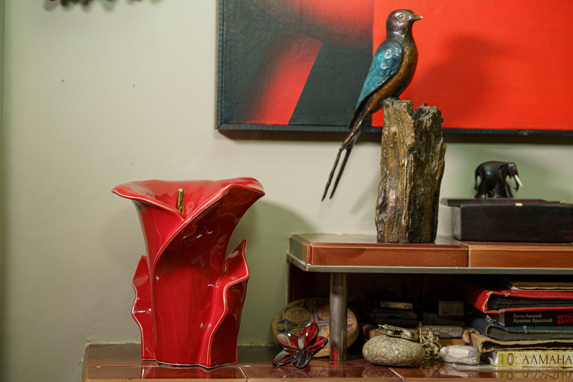 Calla Flower Memorial Urn for Ashes - Medium Urn | Red - Pulvis Art Urns