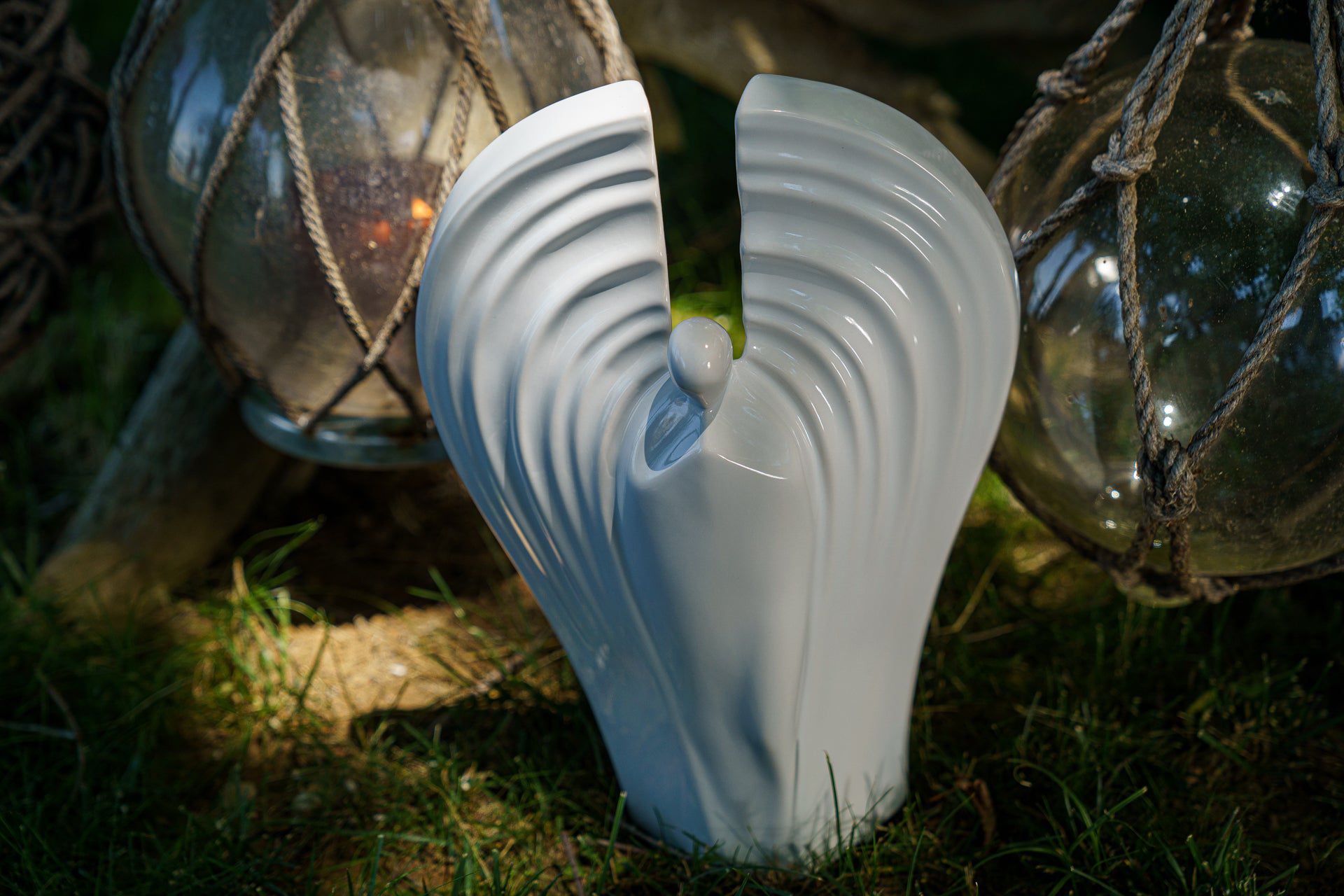 Guardian Handmade Cremation Urn for Ashes - Large | White | Ceramic Urn - Pulvis Art Urns