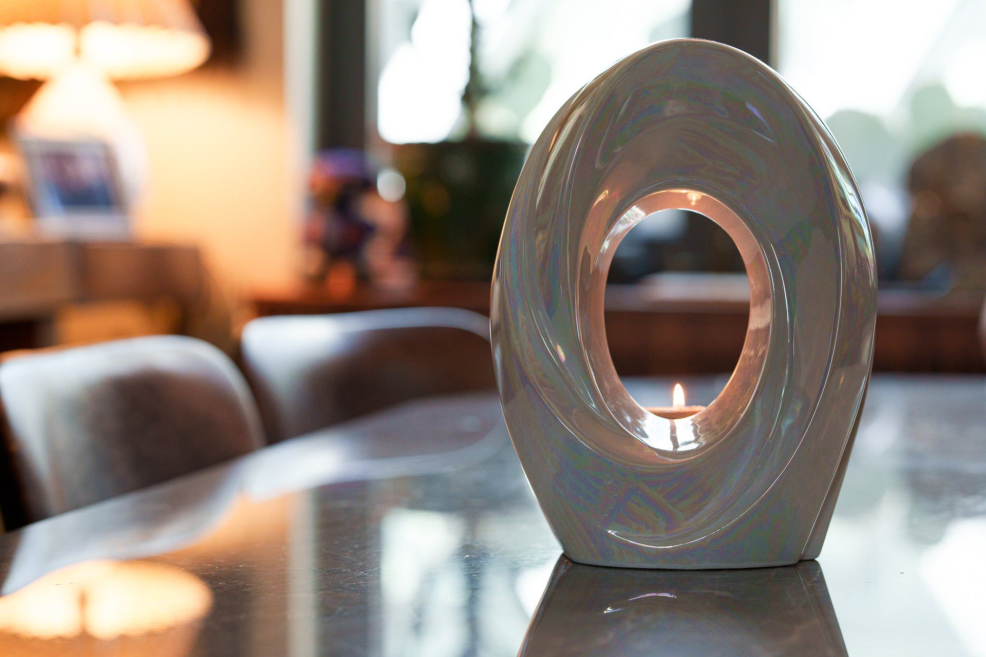 Handmade Cremation Urn for Ashes "The Passage" - Large Urn | Pearly White - Pulvis Art Urns
