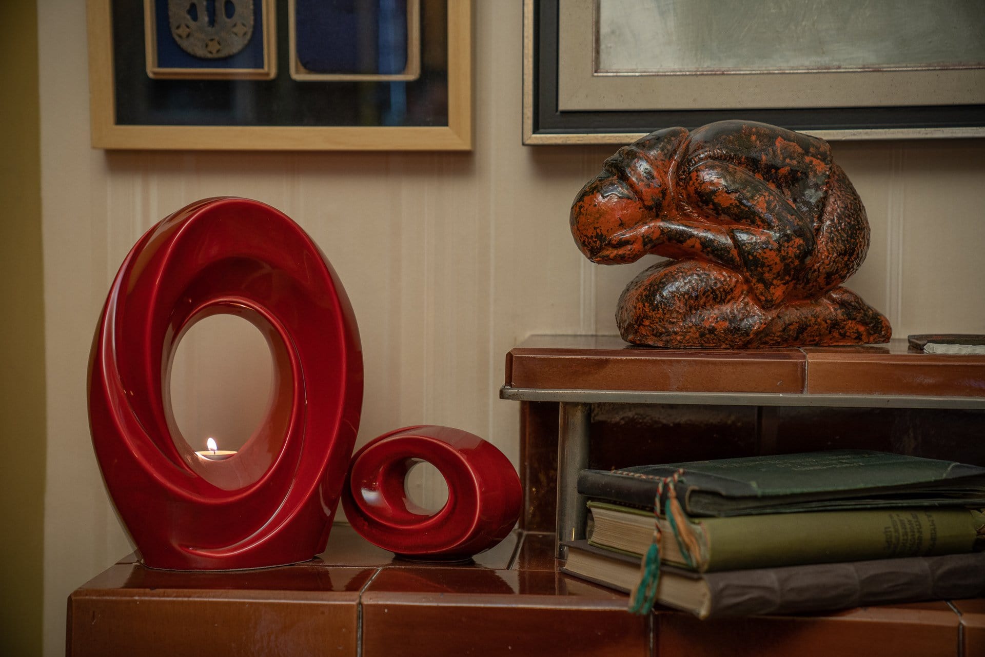 Handmade Cremation Urn for Ashes "The Passage" - Large Urn | Red | Ceramic - Pulvis Art Urns