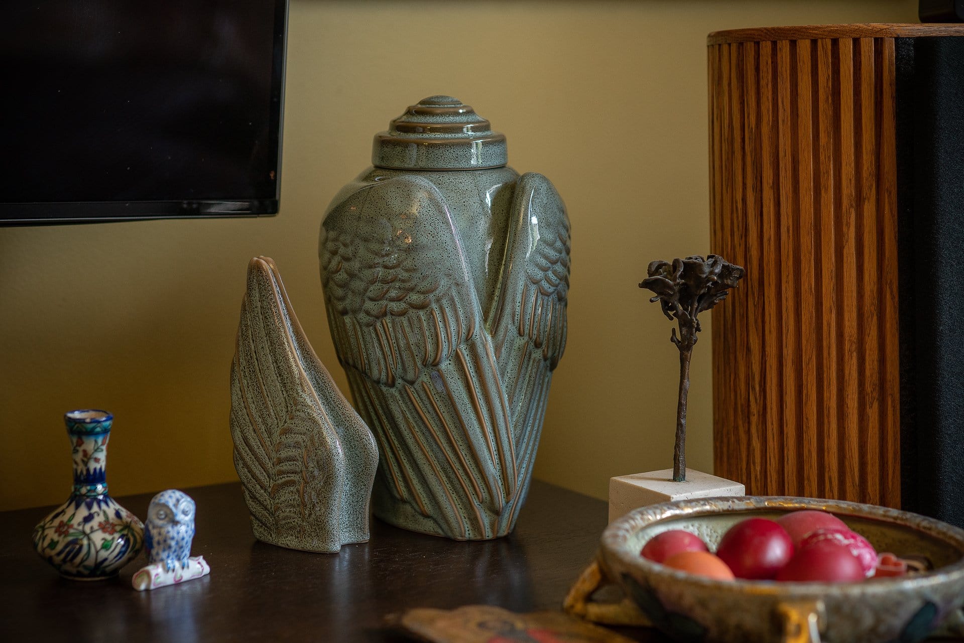 Handmade Cremation Urn for Ashes "Wings" - Large | Oily Green Melange | Ceramic Urn - Pulvis Art Urns