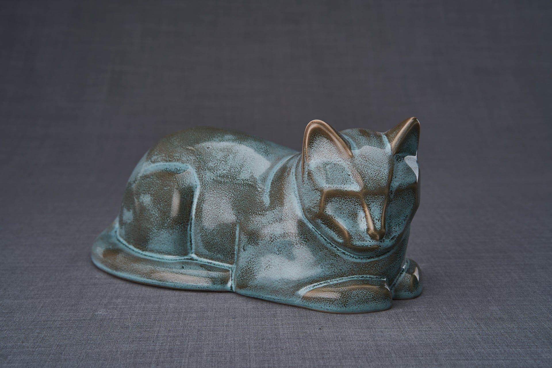 Cat Memorial Bundle - 4 Pieces - Portrait | Urn | Nameplate Holder | Scented Candle - Pulvis Art Urns