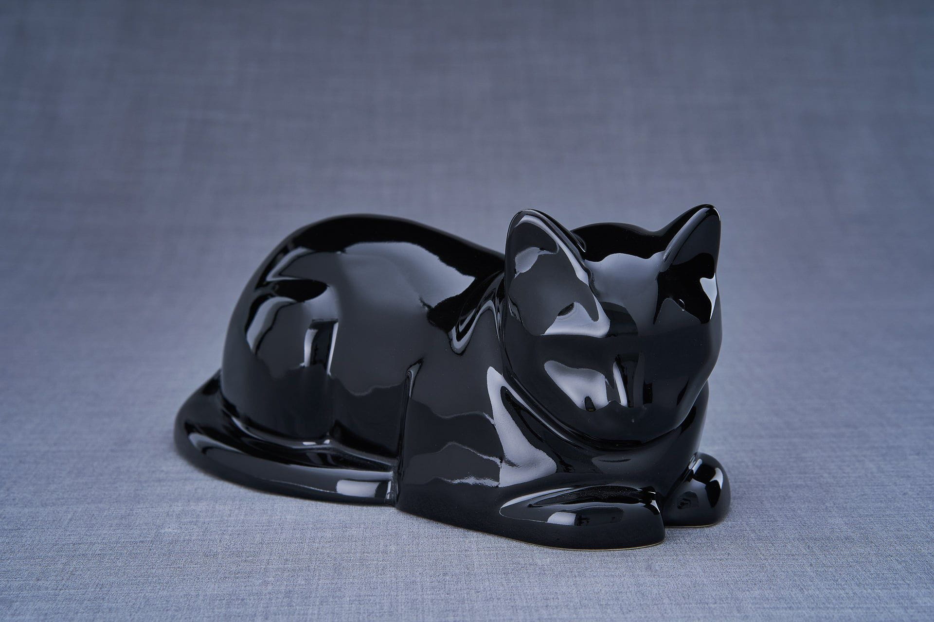 Cat Memorial Bundle - 4 Pieces - Portrait | Urn | Nameplate Holder | Scented Candle - Pulvis Art Urns