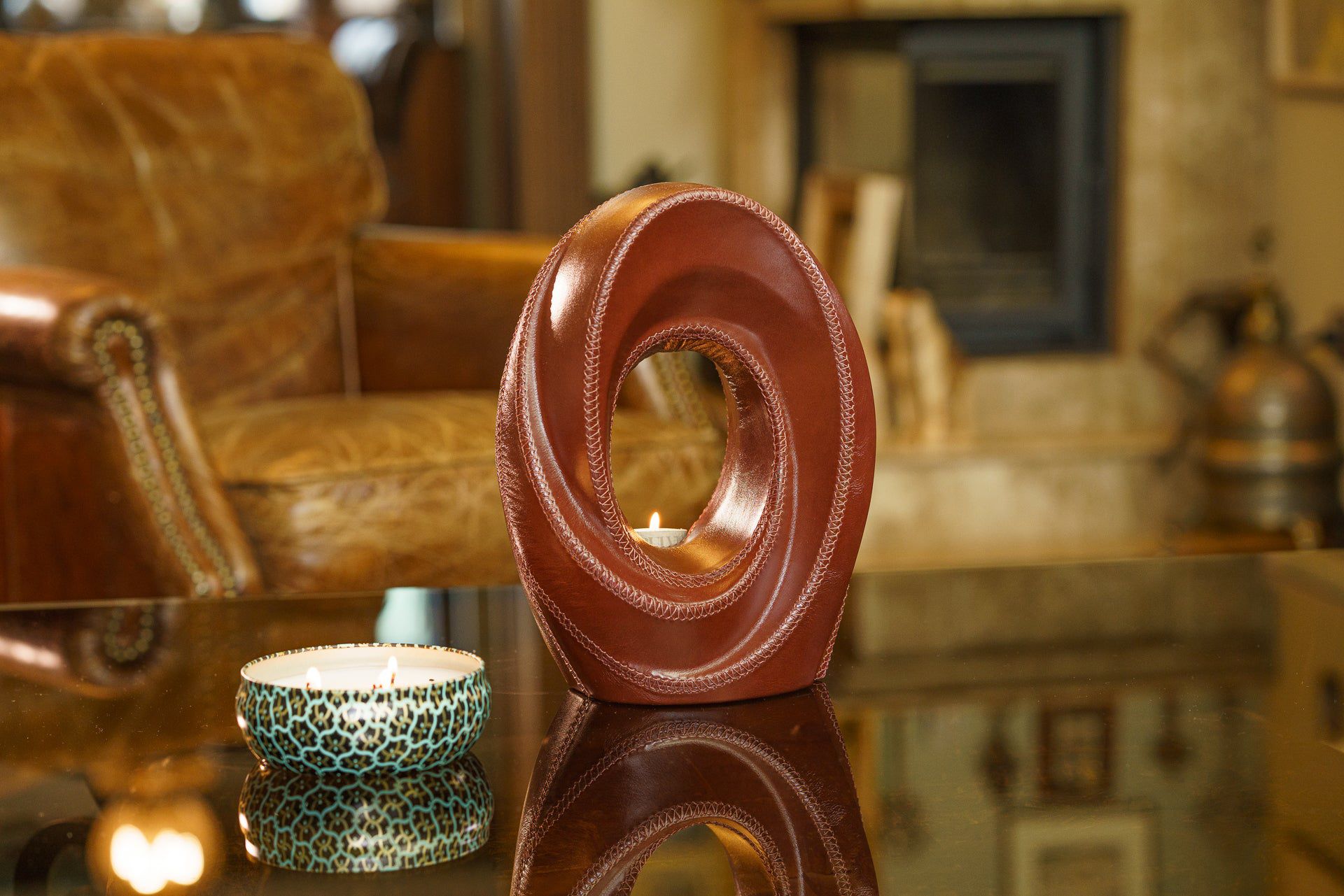 Handmade Cremation Urn for Ashes "The Passage" - Genuine Leather - Pulvis Art Urns