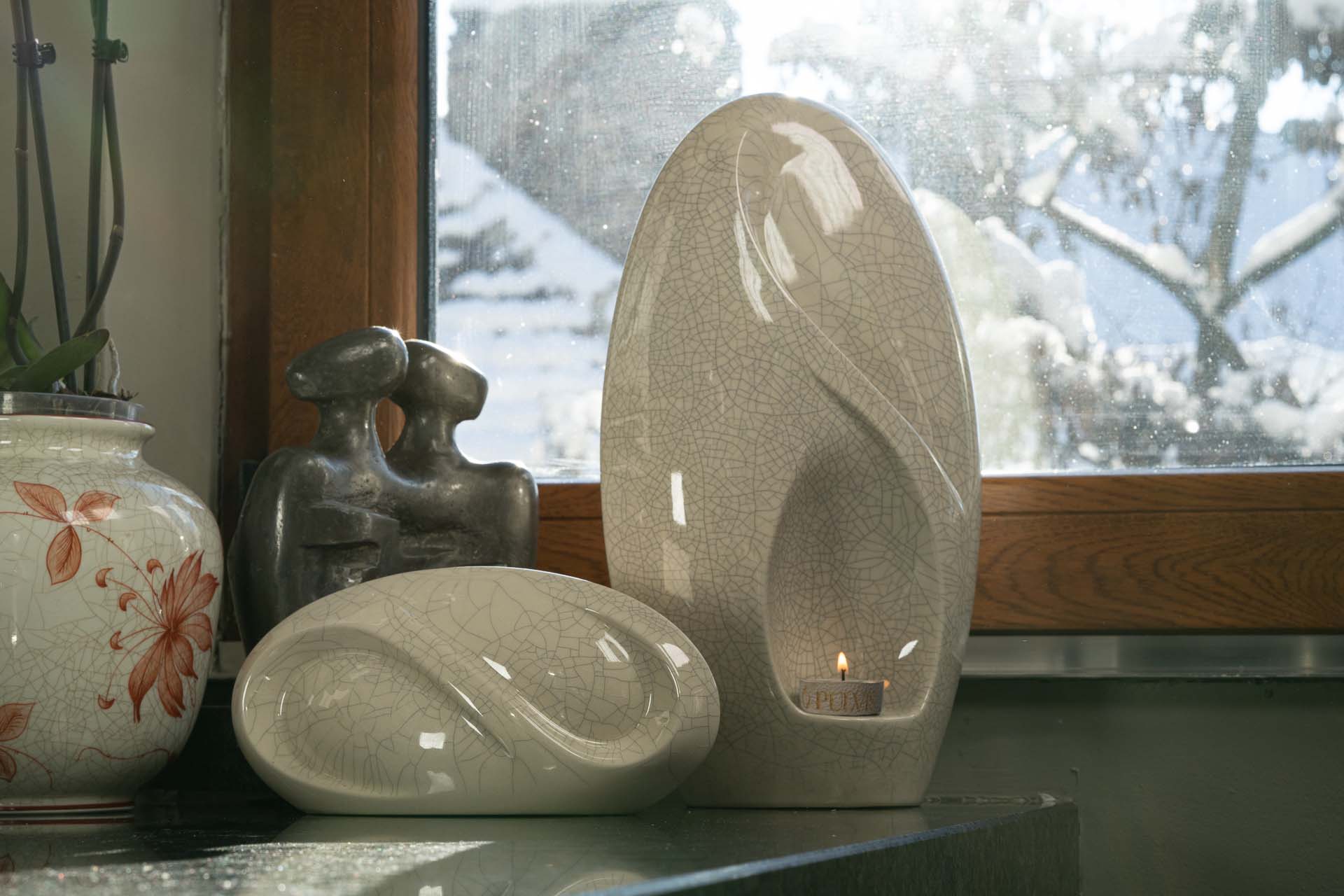 Eternity Handmade Cremation Keepsake Urn - Small Urn | Off-white | Ceramic - Pulvis Art Urns
