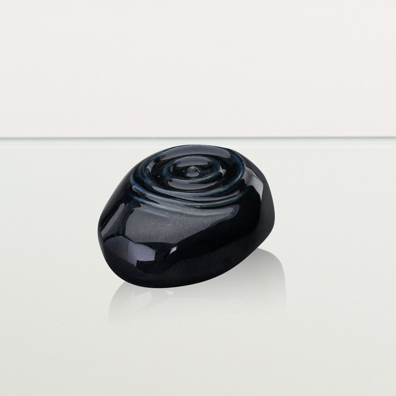 Handmade Cremation Keepsake Urn "Resonance" - Small Urn | Black Gloss Melange | Ceramic - Pulvis Art Urns