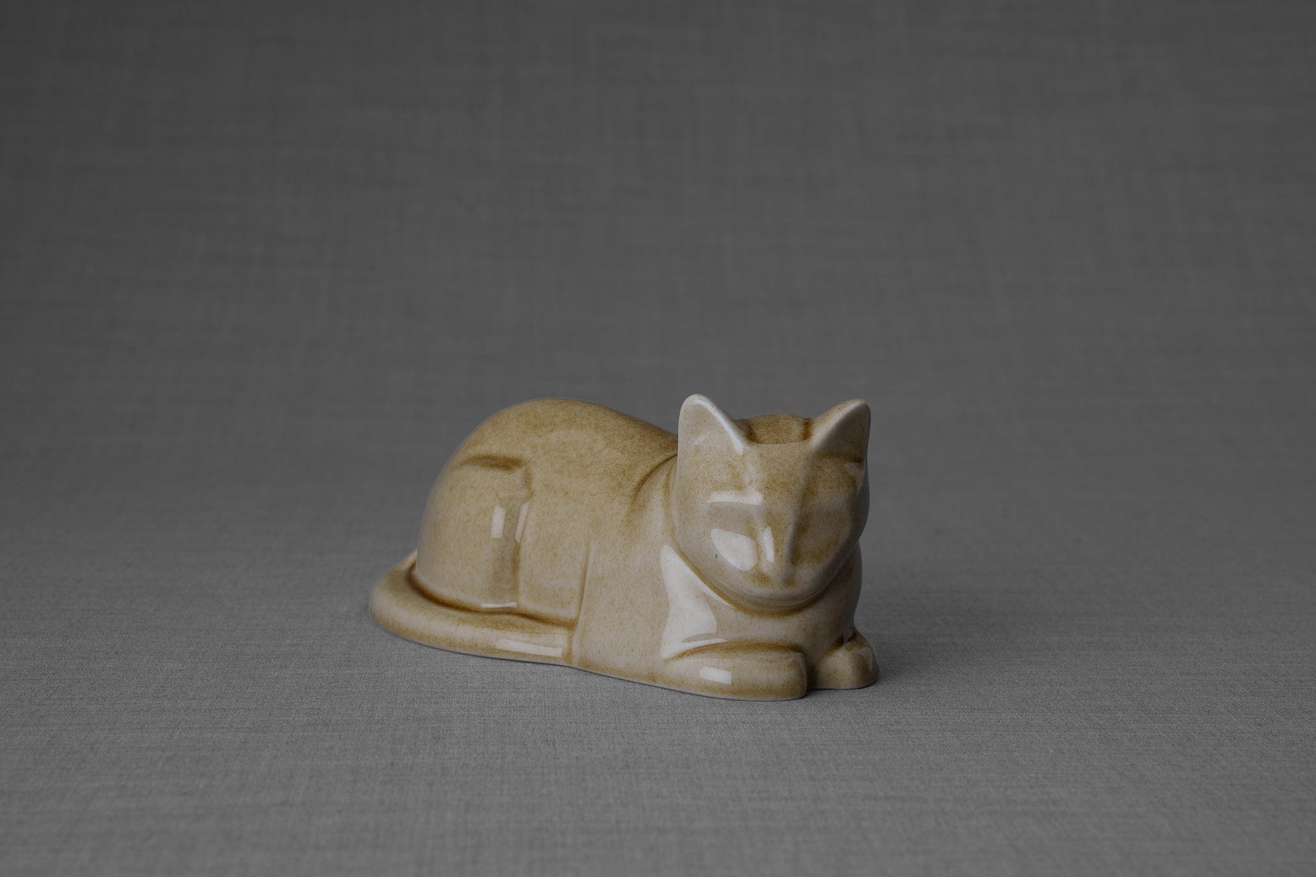 Mini Cat Memorial Bundle - 4 Pieces - Portrait | Urn | Nameplate Holder | Scented Candle - Pulvis Art Urns