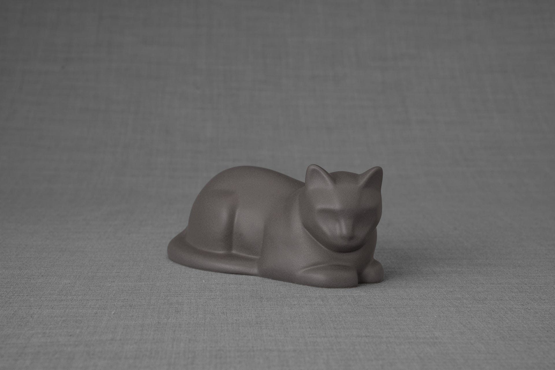Mini Cat Memorial Bundle - 4 Pieces - Portrait | Urn | Nameplate Holder | Scented Candle - Pulvis Art Urns