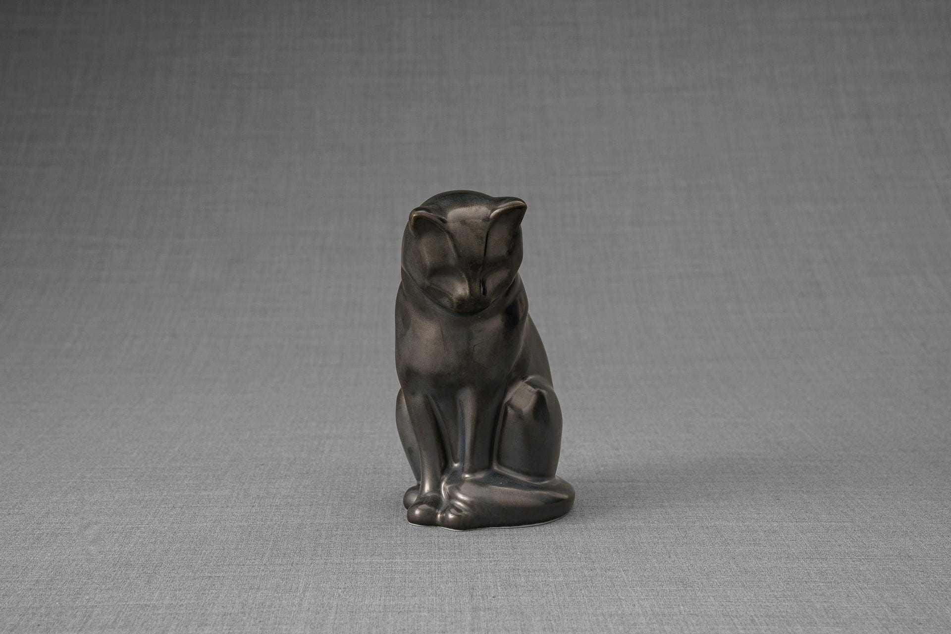 Mini Neko Bundle - 4 Pieces - Portrait | Urn | Nameplate Holder | Scented Candle - Pulvis Art Urns