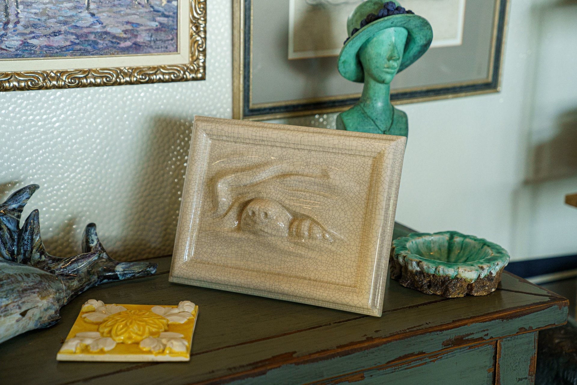 Dog Cremation Urn for Ashes - Beige Grey | Ceramic | Handmade Pet Urn - Pulvis Art Urns