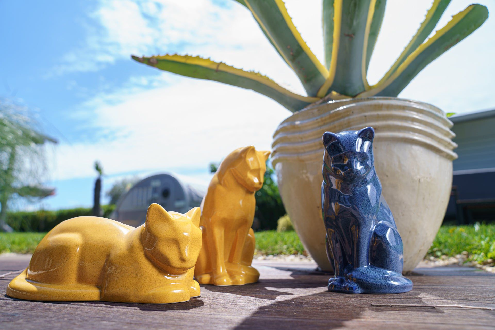 Mini Pet Urn for Ashes Neko - Blue Melange | Ceramic | Handmade Cat Urn - Pulvis Art Urns