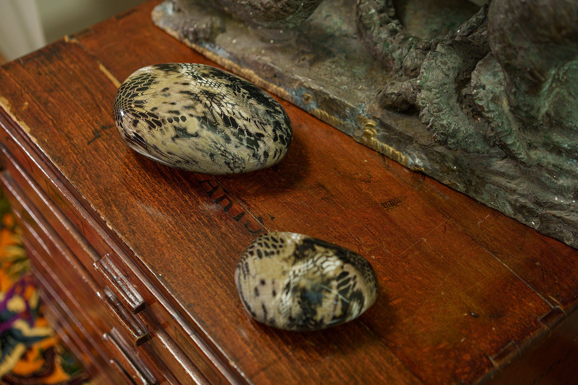 Mini Reptile Urn - Beige | Ceramic | HydroGraphics - Pulvis Art Urns