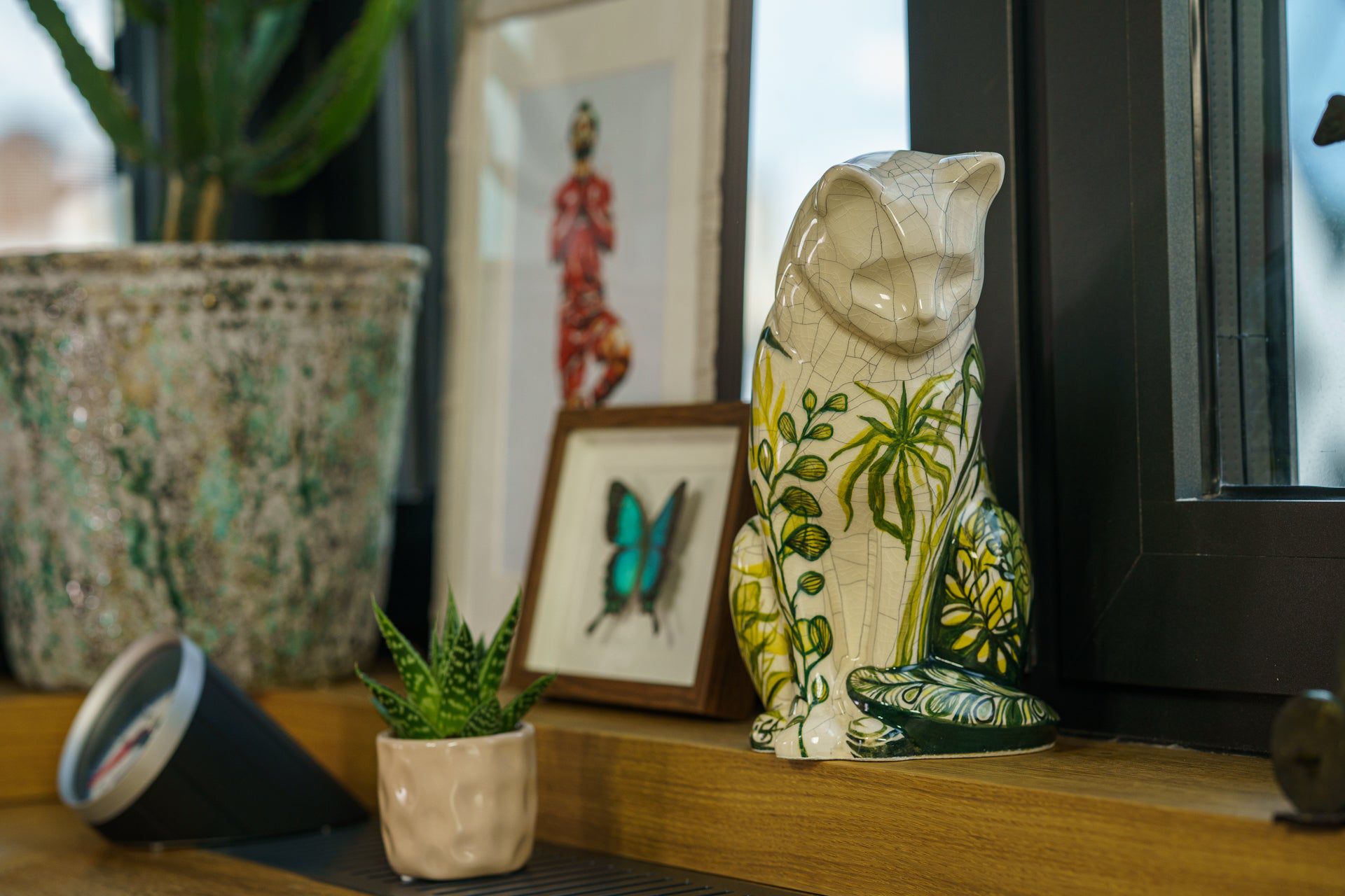 Neko Hand Decorated Pet Urn "Nature" - Ceramic | Handmade Pet Urn - Pulvis Art Urns