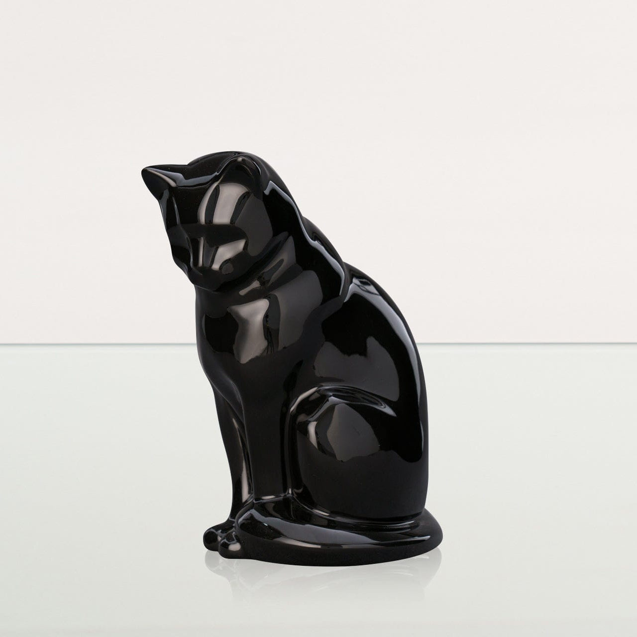 Neko Pet Urn for Ashes - Lamp Black | Ceramic | Handmade Cat Urn - Pulvis Art Urns