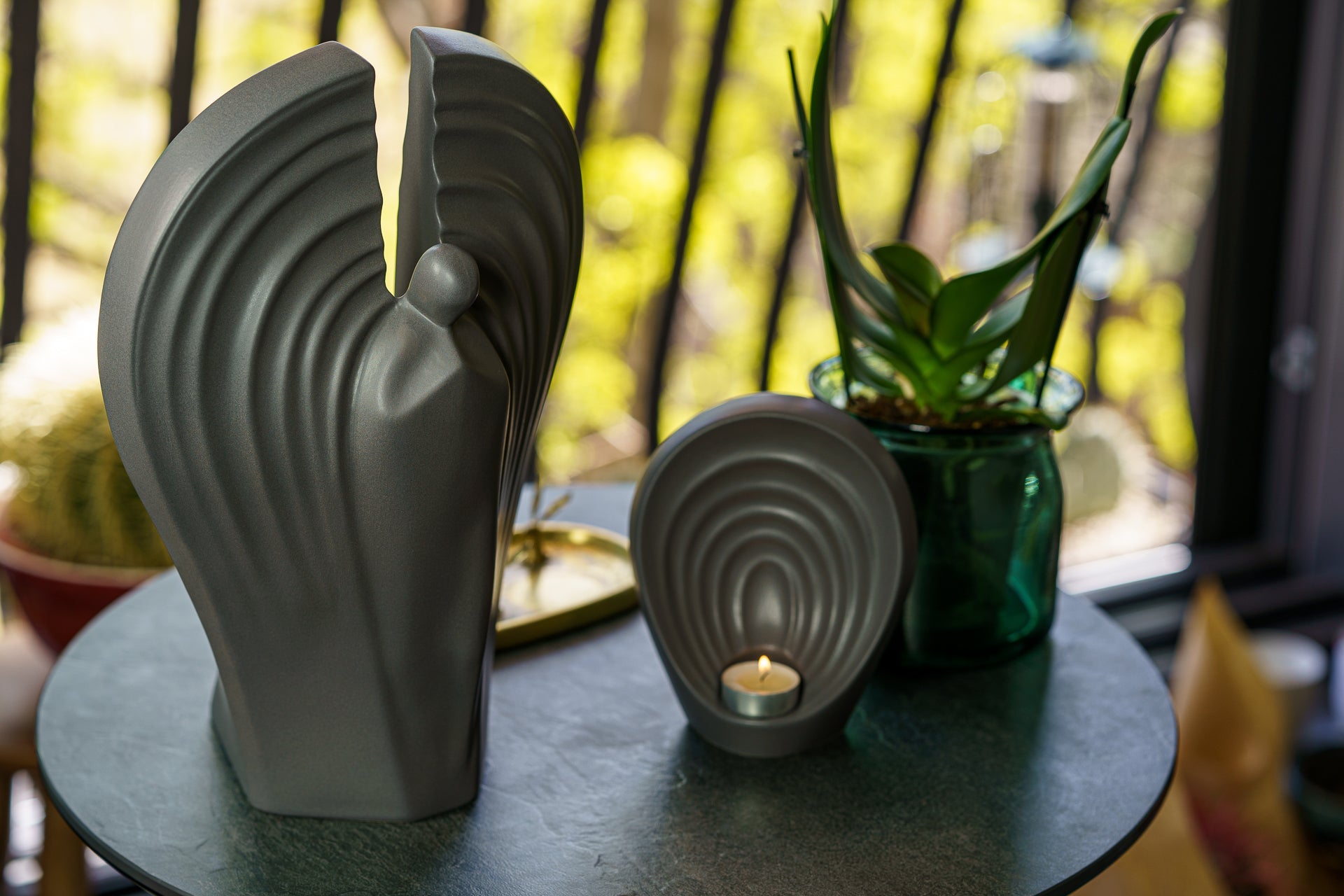 "Guardian" Cremation Urn for Ashes - Product Review 2023