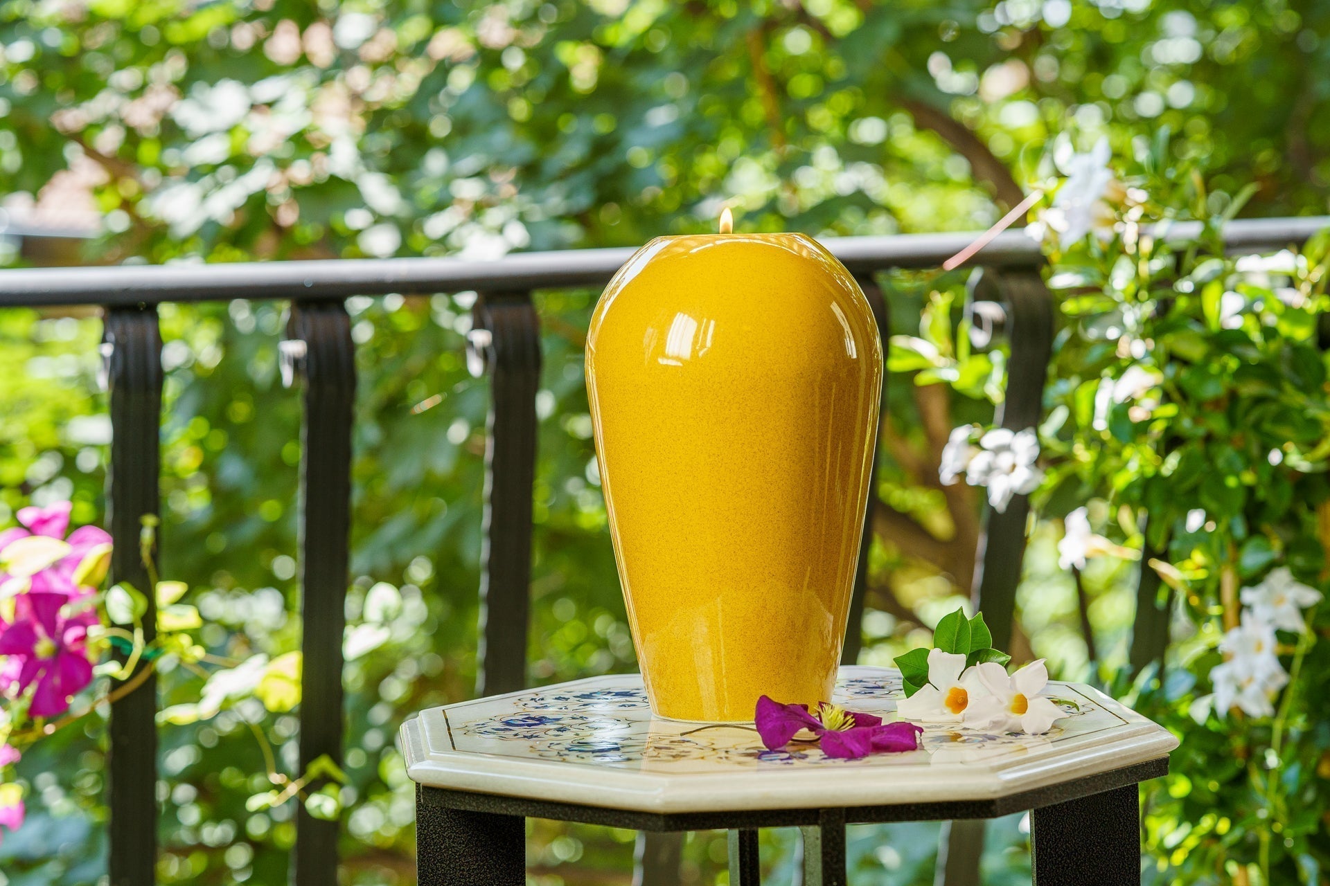 The Stories They Hold: How Urns for Adults Reflect a Lifetime of Memories - Pulvis Art Urns