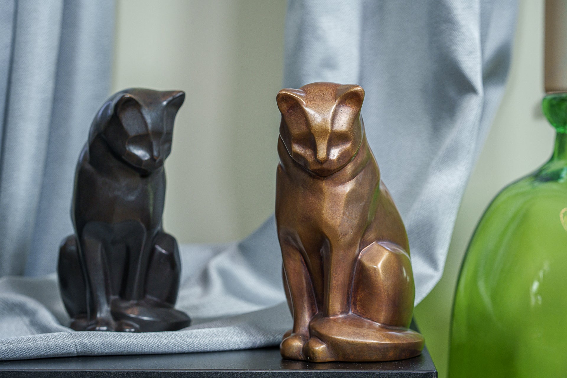 Cast Bronze Urns - Pulvis Art Urns