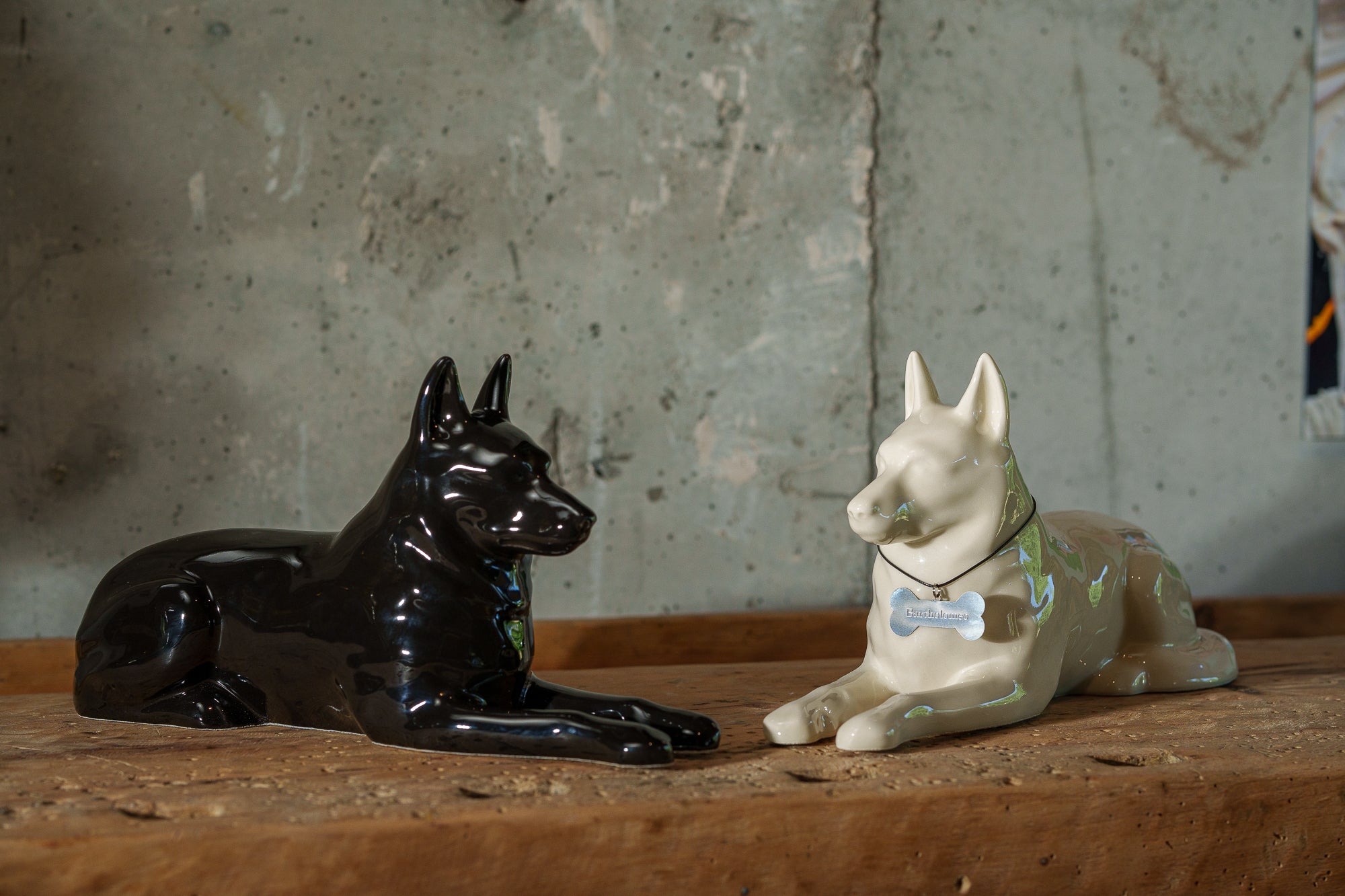 German Shepherd Dog Urn - Pulvis Art Urns