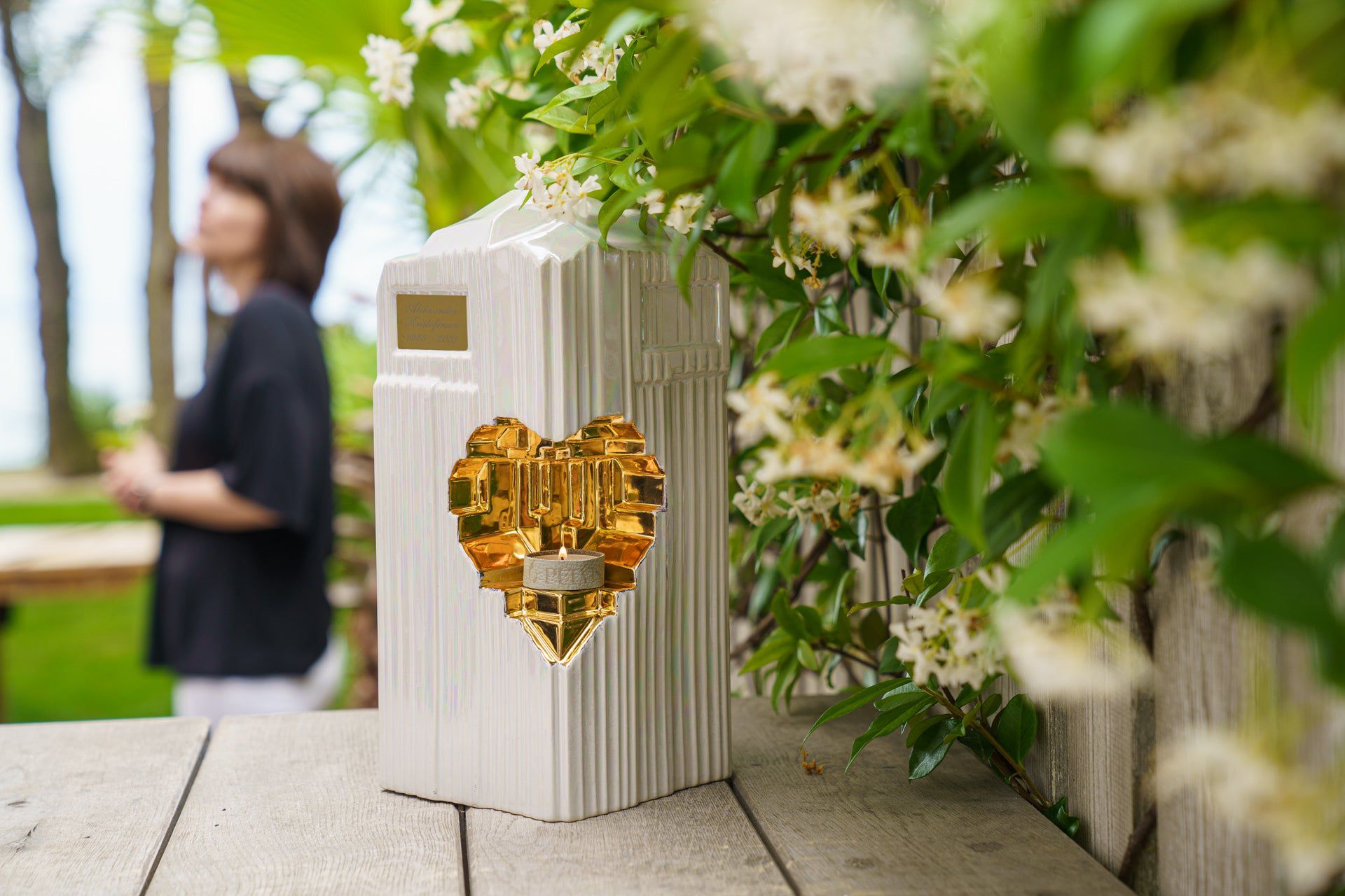 Heart Cremation Urn for Ashes. Memorial Heart Urn