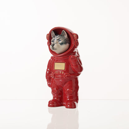 Pulvis Art Urns Pet Cremation Urn Titan / Red / No Hand Decorated Pet Urn - Dog | Ceramic Handmade Figure