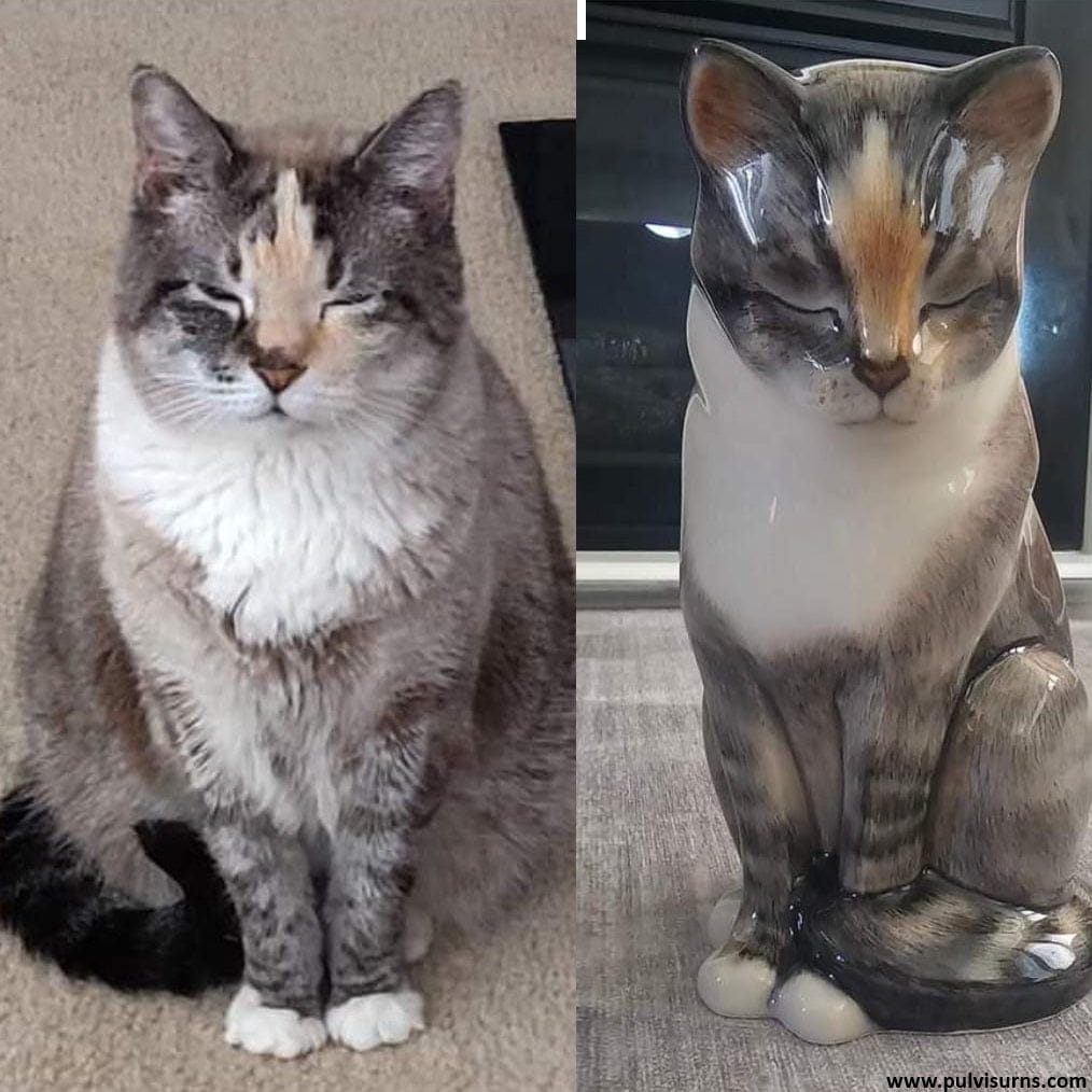 Custom Decorated Pet Urns by Photo By Pulvis Art Urns. Handmade Cremation Urns 