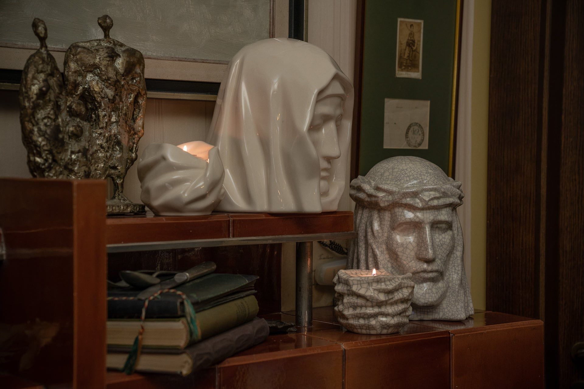 Załaduj wideo: Urny Kremacyjne „Matka Boska” firmy Pulvis Art Urns