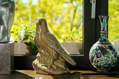 Aquilae Military Memorial For Cremation Ashes - Large | Beige Grey | Ceramic Urn - Pulvis Art Urns
