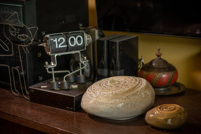 Handmade Cremation Urn for Ashes "Resonance" - Large Urn | Beige Grey | Ceramic - Pulvis Art Urns