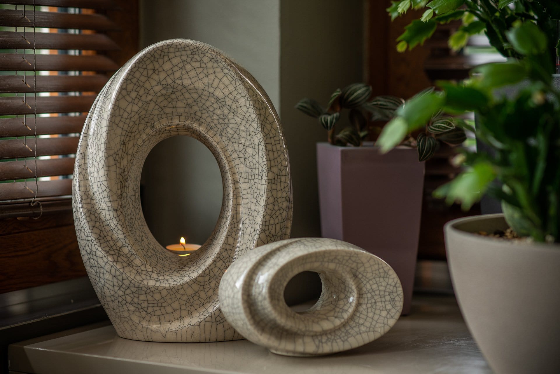 Handmade Cremation Urn for Ashes "The Passage" - Large Urn | Beige Grey | Ceramic - Pulvis Art Urns