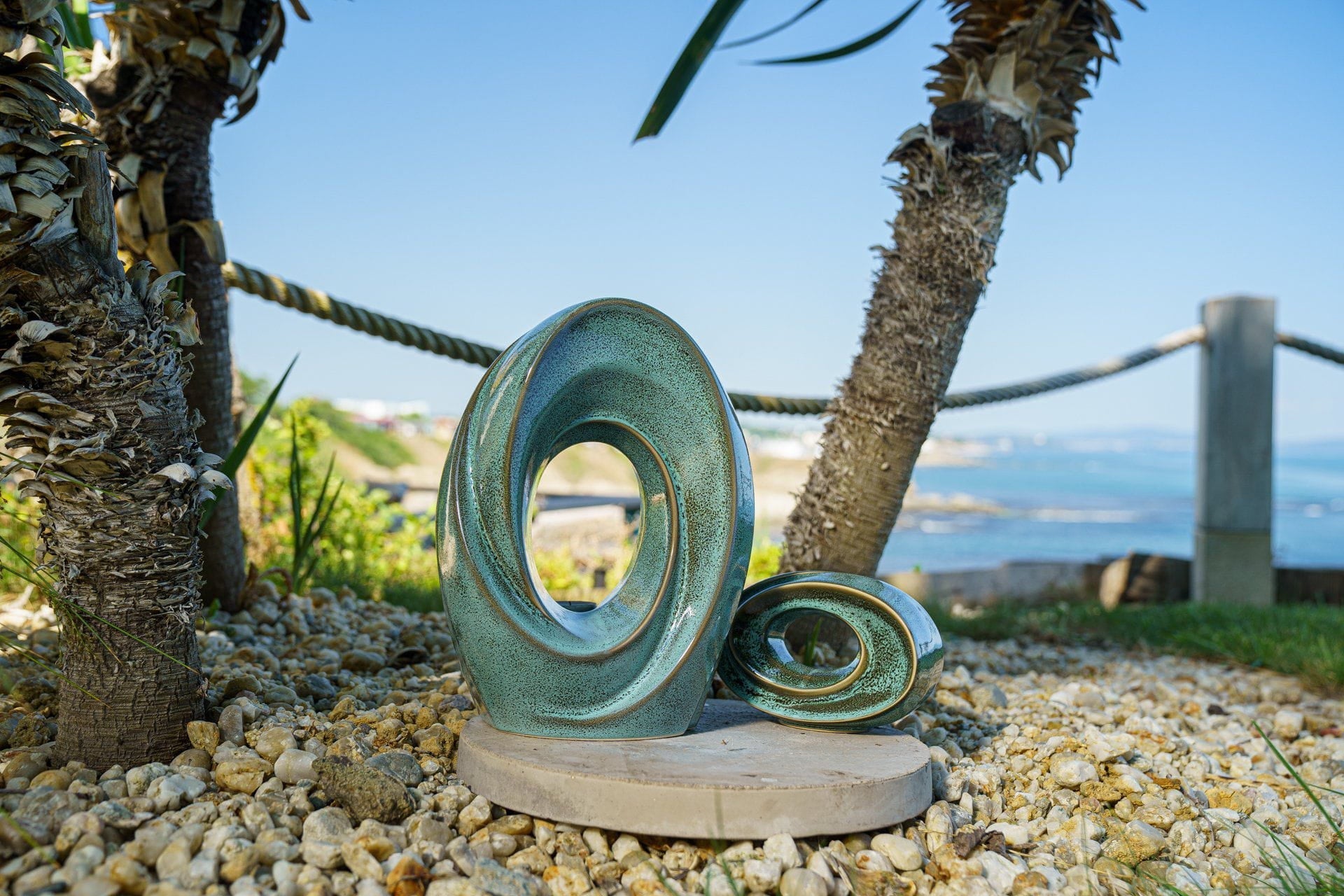Handmade Cremation Urn for Ashes "The Passage" - Large Urn | Oily Green Melange - Pulvis Art Urns