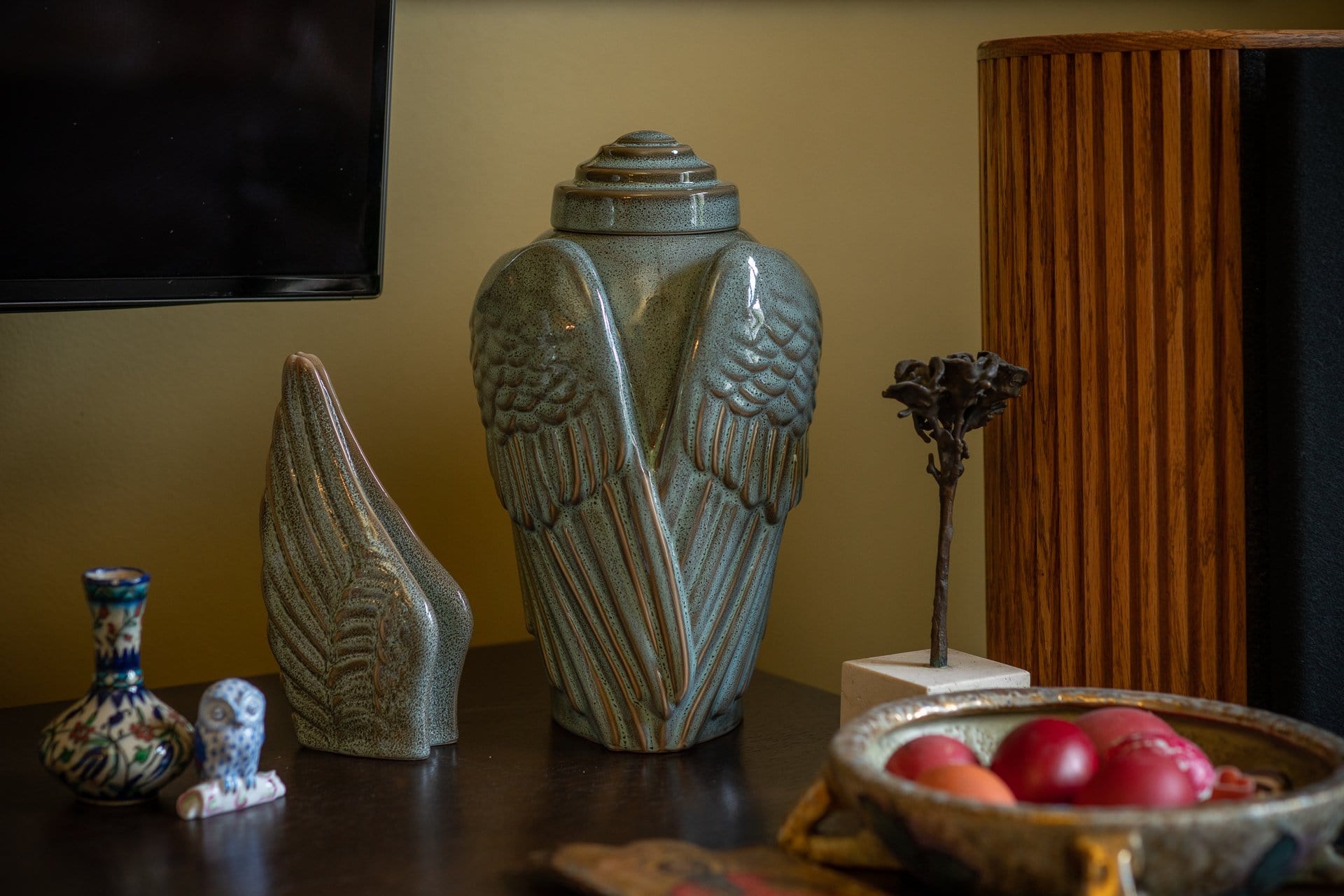 Handmade Cremation Urn for Ashes "Wings" - Large | Oily Green Melange | Ceramic Urn - Pulvis Art Urns