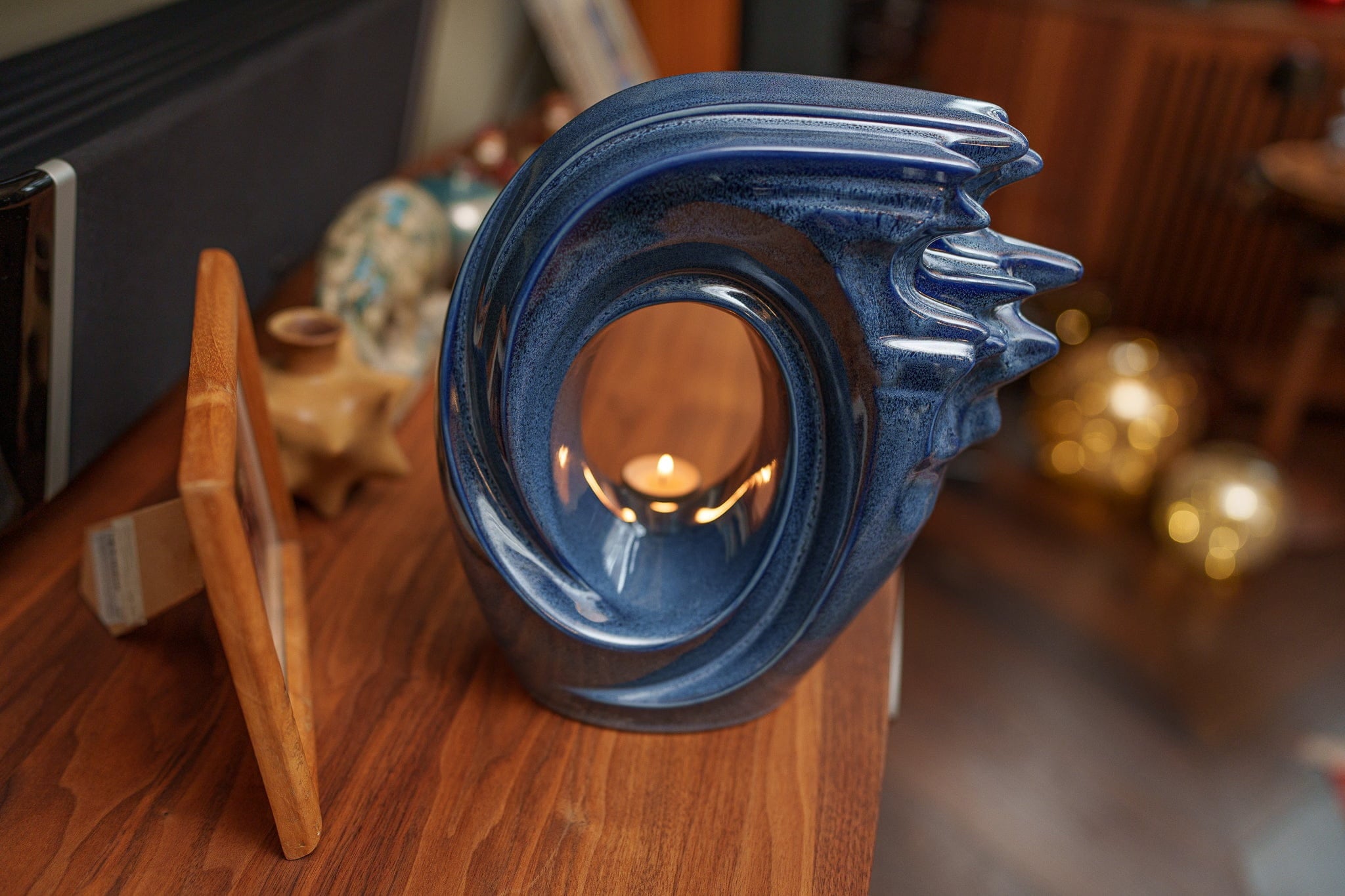Pulvis Art Urns Adult Size Urn Handmade Cremation Urn "Zephyr" - Adult Ceramic Urn | Blue Melange