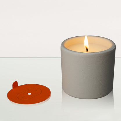 Artisan Scented Candle - Saffron / Vanilla / Cardamom - Pulvis Art Urns