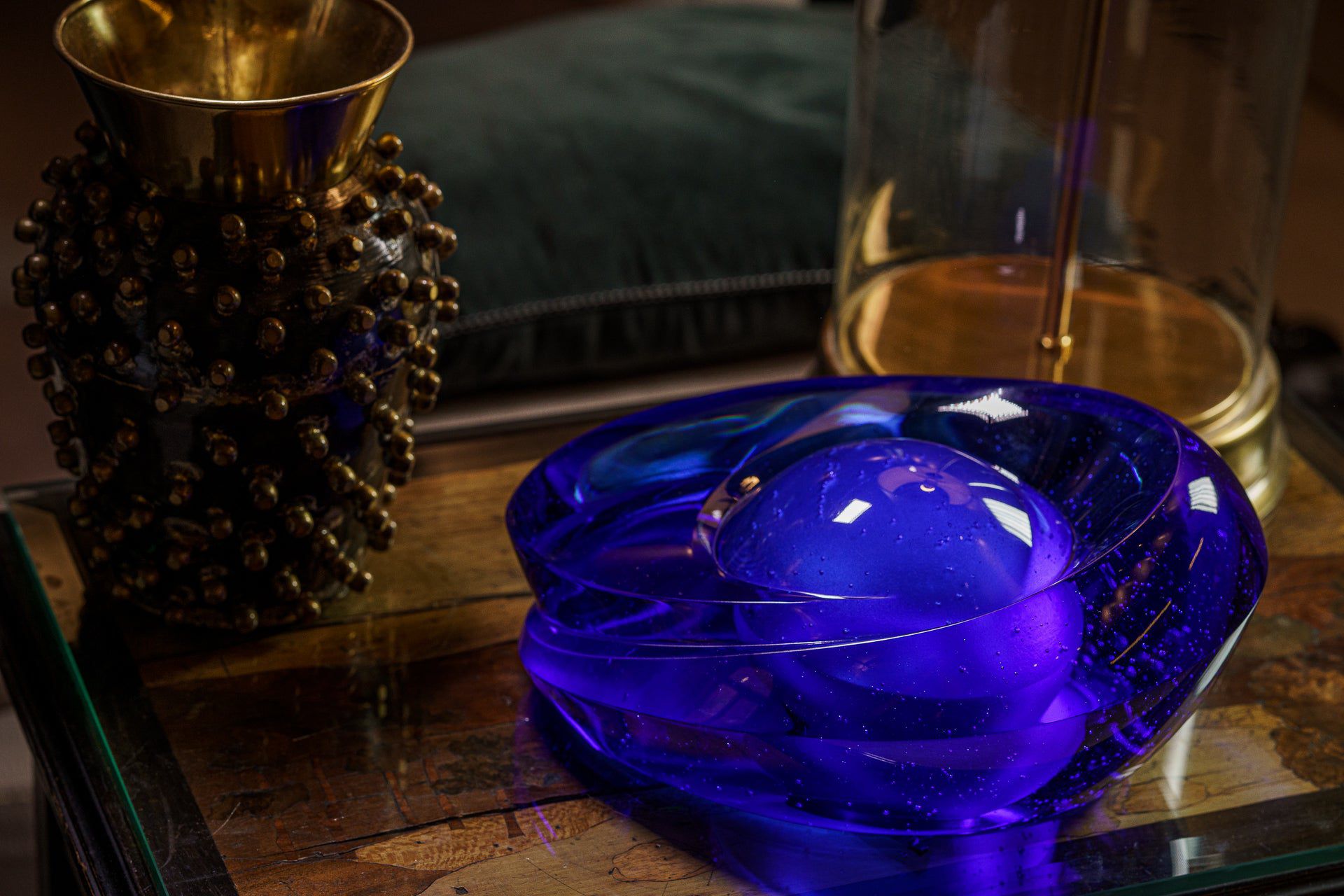 "Heart of the Ocean" Exclusive Molded Glass Urn for Ashes - Pulvis Art Urns