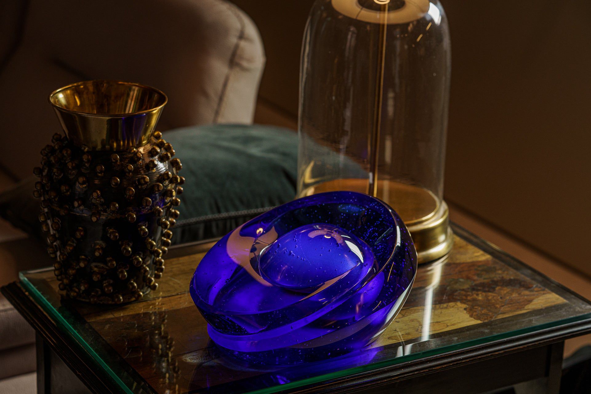 "Heart of the Ocean" Exclusive Molded Glass Urn for Ashes - Pulvis Art Urns