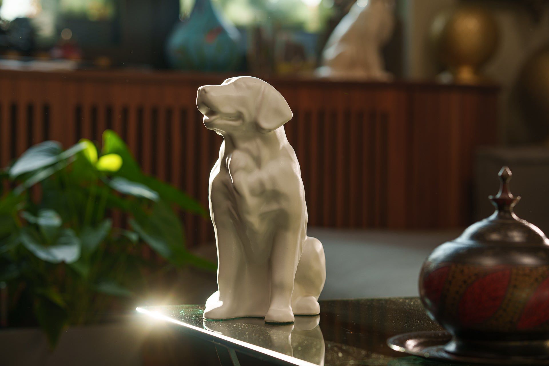 Golden Retriever Bundle - 4 Pieces - Portrait | Urn | Nameplate Holder | Scented Candle - Pulvis Art Urns