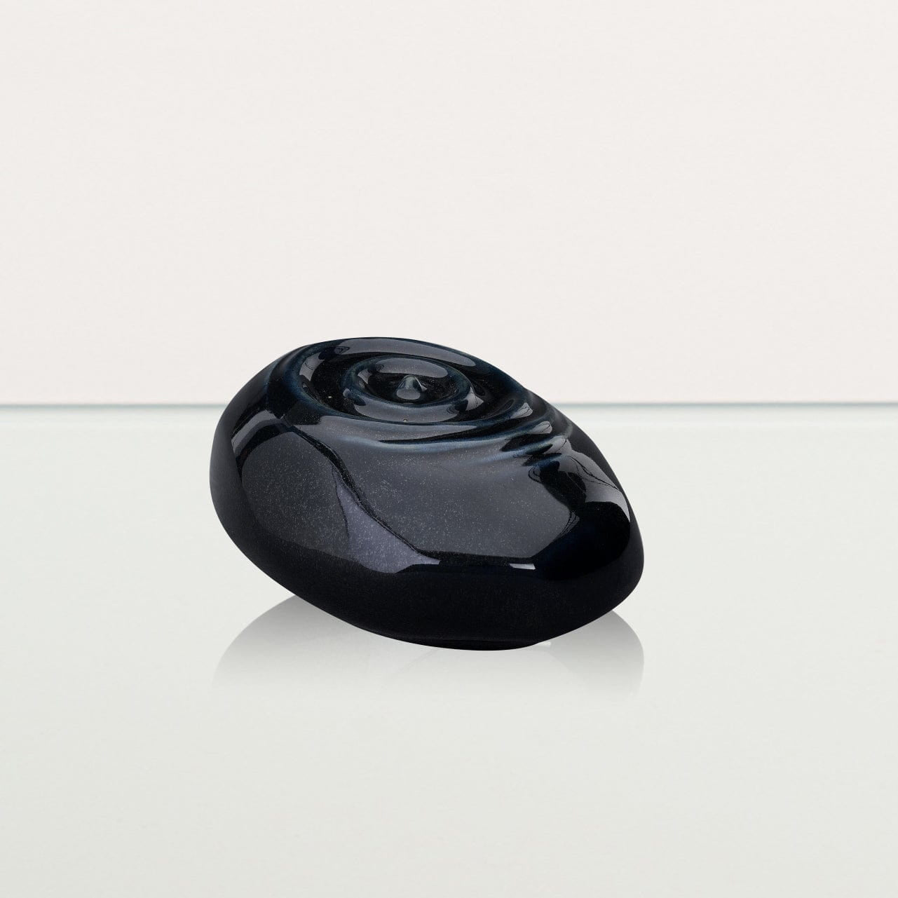 Handmade Cremation Keepsake Urn "Resonance" - Small Urn | Black Gloss Melange | Ceramic - Pulvis Art Urns