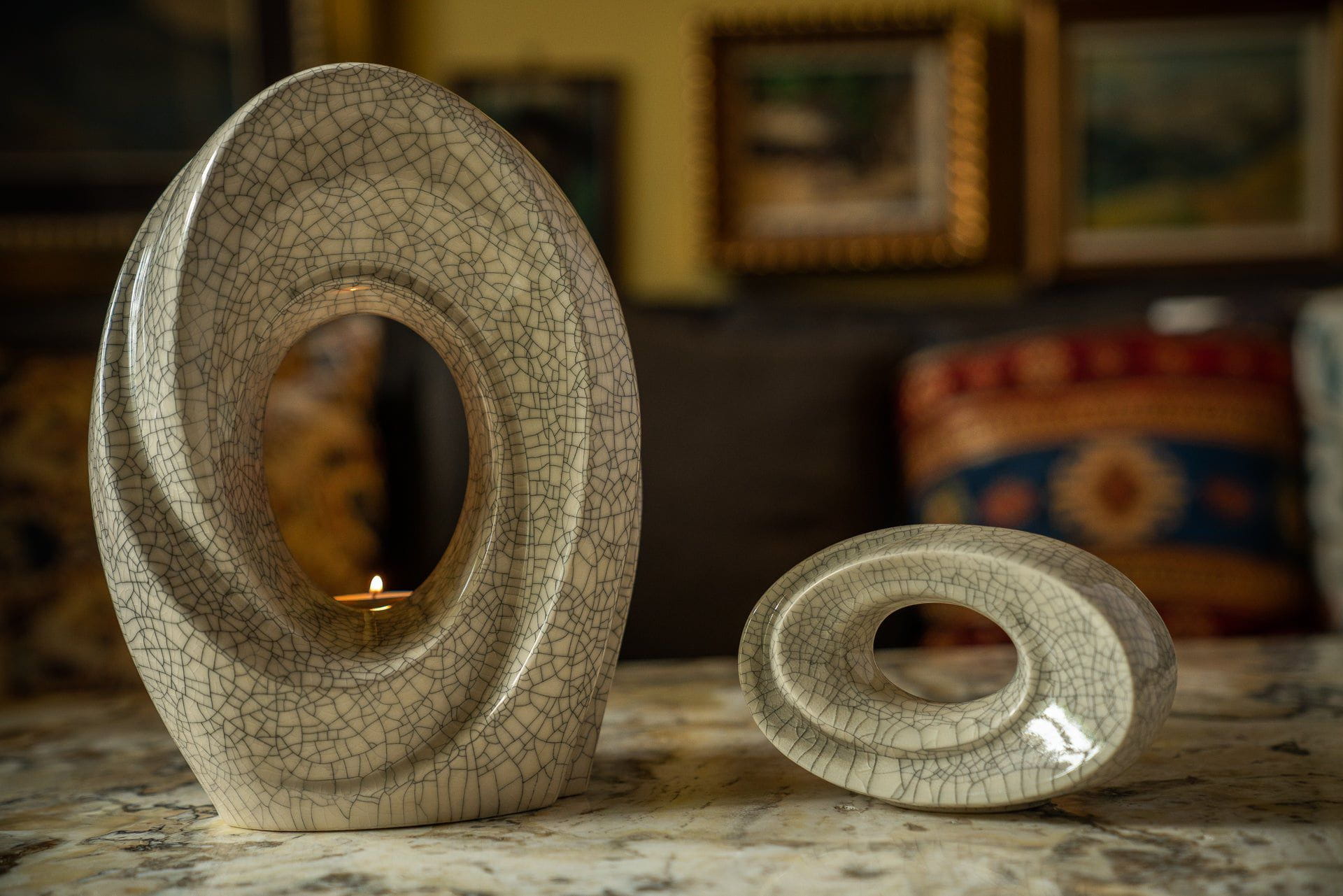 Handmade Cremation Keepsake Urn "The Passage" - Small Urn | Craquelure | Ceramic - Pulvis Art Urns