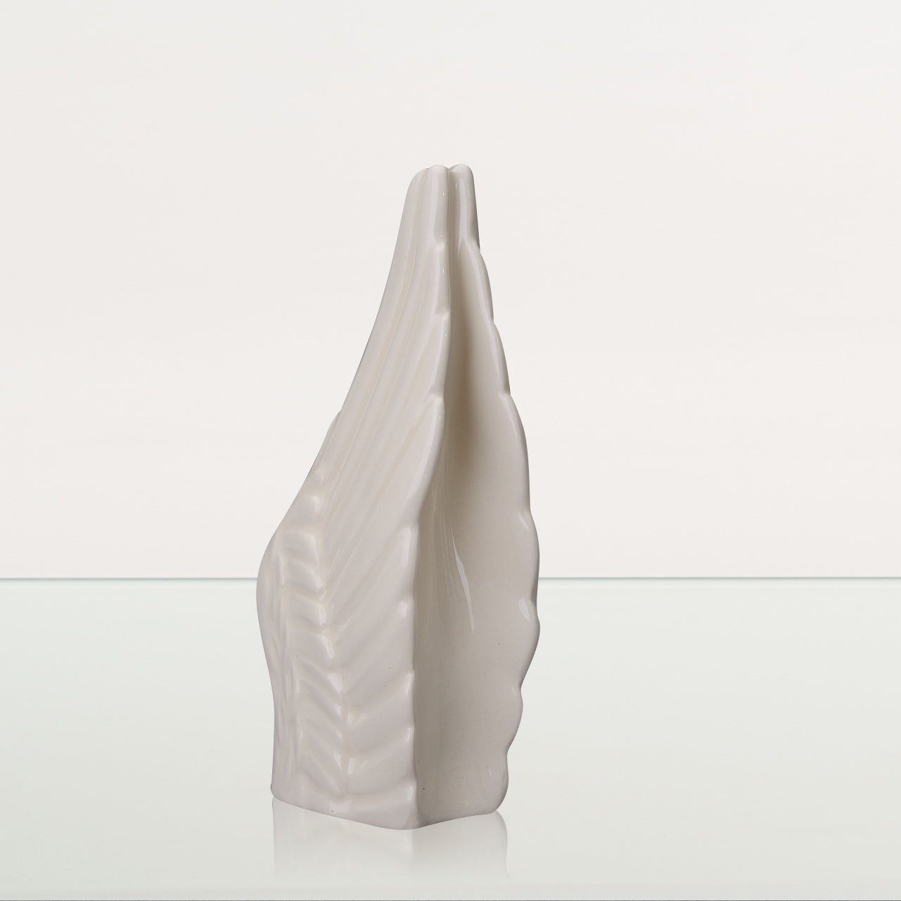 Handmade Cremation Keepsake Urn "Wings" - Small Urn | Off-white | Ceramic - Pulvis Art Urns