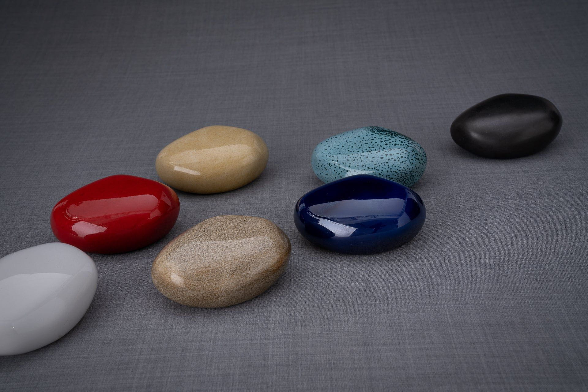 Handmade Mini Keepsake Urn "Palm Stone" - Dark Matte | Mini Ceramic Urn - Pulvis Art Urns