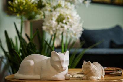 Mini Cat Memorial Bundle - 4 Pieces - Portrait | Urn | Nameplate Holder | Scented Candle - Pulvis Art Urns