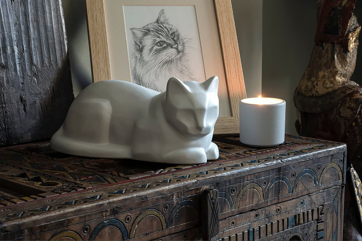 Mini Cat Memorial Bundle - 4 Pieces - Portrait | Urn | Nameplate Holder | Scented Candle - Pulvis Art Urns