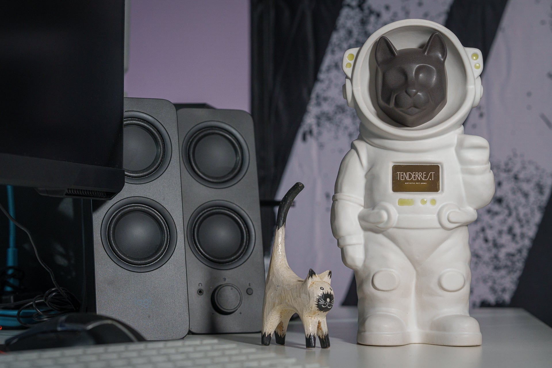 Pulvis Art Urns Pet Cremation Urn Customizable Pet Cremation Urn - Dog | Ceramic Handmade Figure