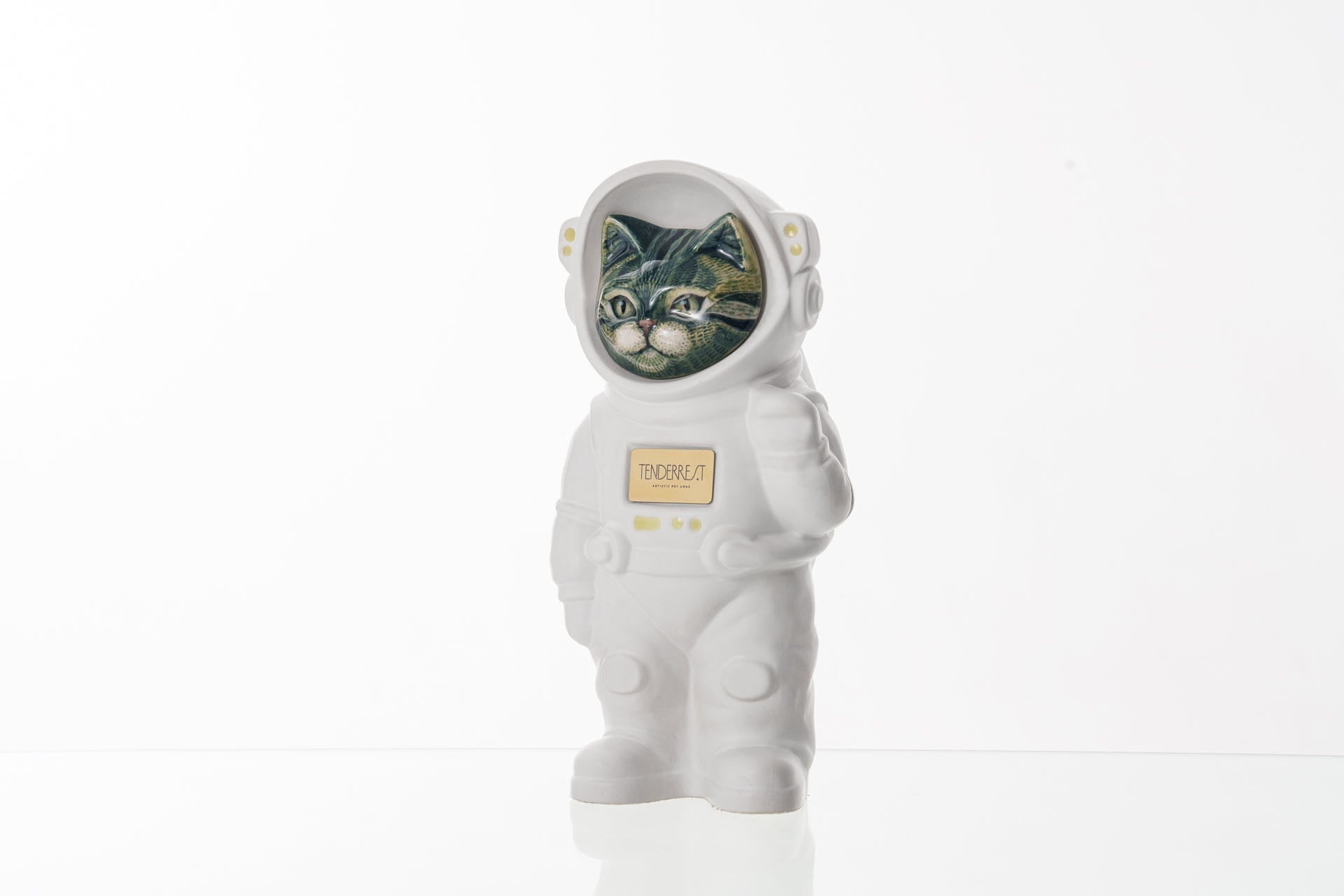 Pulvis Art Urns Pet Cremation Urn Aurora / White Matte / No Hand Decorated Pet Urn - Cat | Ceramic Handmade Figure