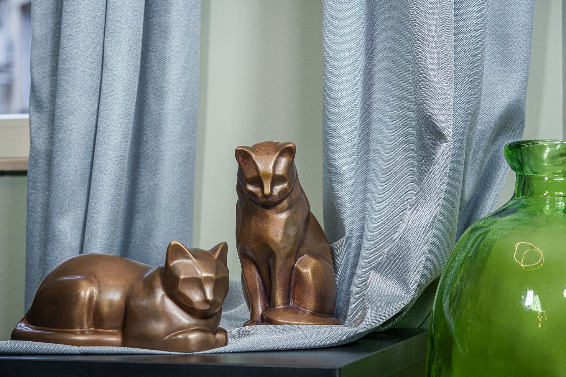 Cast Bronze Cat Urn "At Rest" | Premium Quality Bronze Urn - Pulvis Art Urns