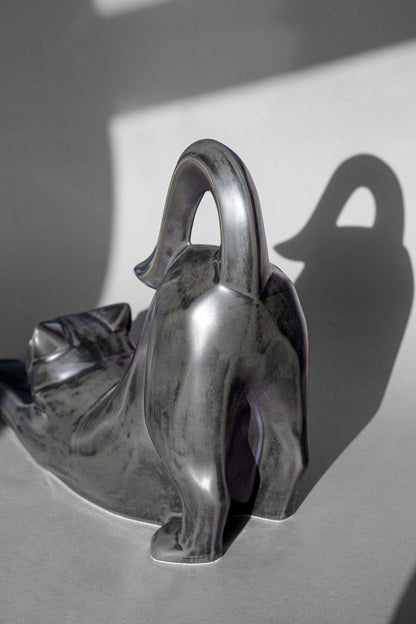 Cat Cremation Urn For Ashes "Grace" - Dark Matte | Ceramic Pet Urn - Pulvis Art Urns