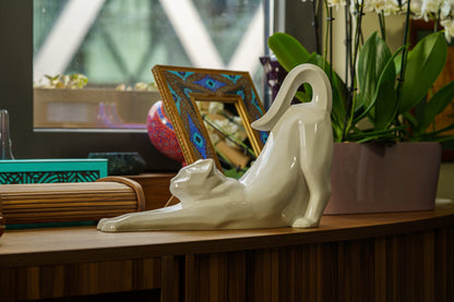 Cat Cremation Urn For Ashes "Grace" - White | Ceramic Pet Urn - Pulvis Art Urns